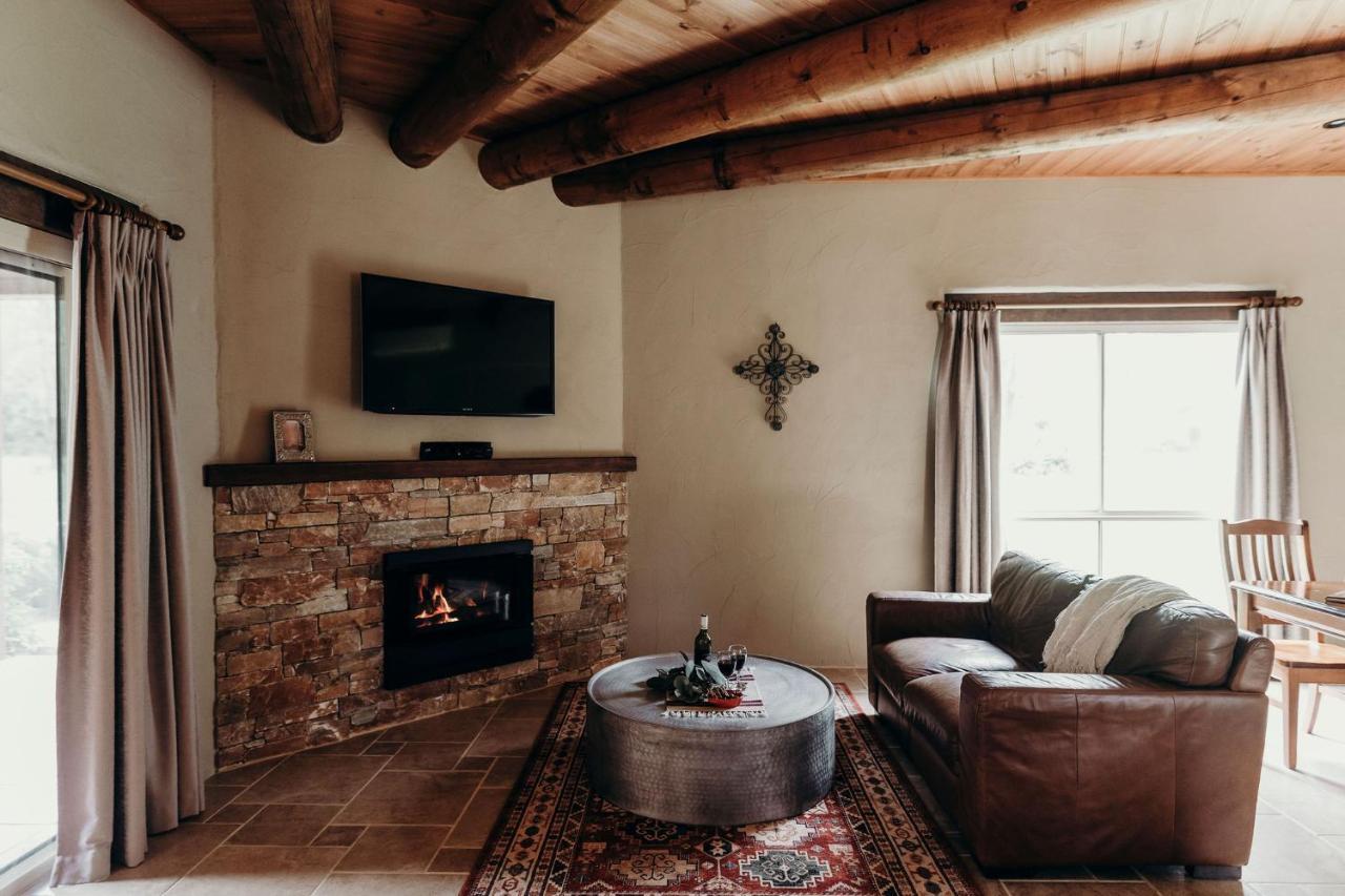 Casa La Vina Pokolbin - Romantic Villas With Outdoor Hot Tubs And Fireplaces Εξωτερικό φωτογραφία